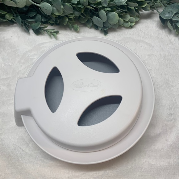 Pampered Chef Kitchen Pampered Chef Close And Cut Bagel Fruit